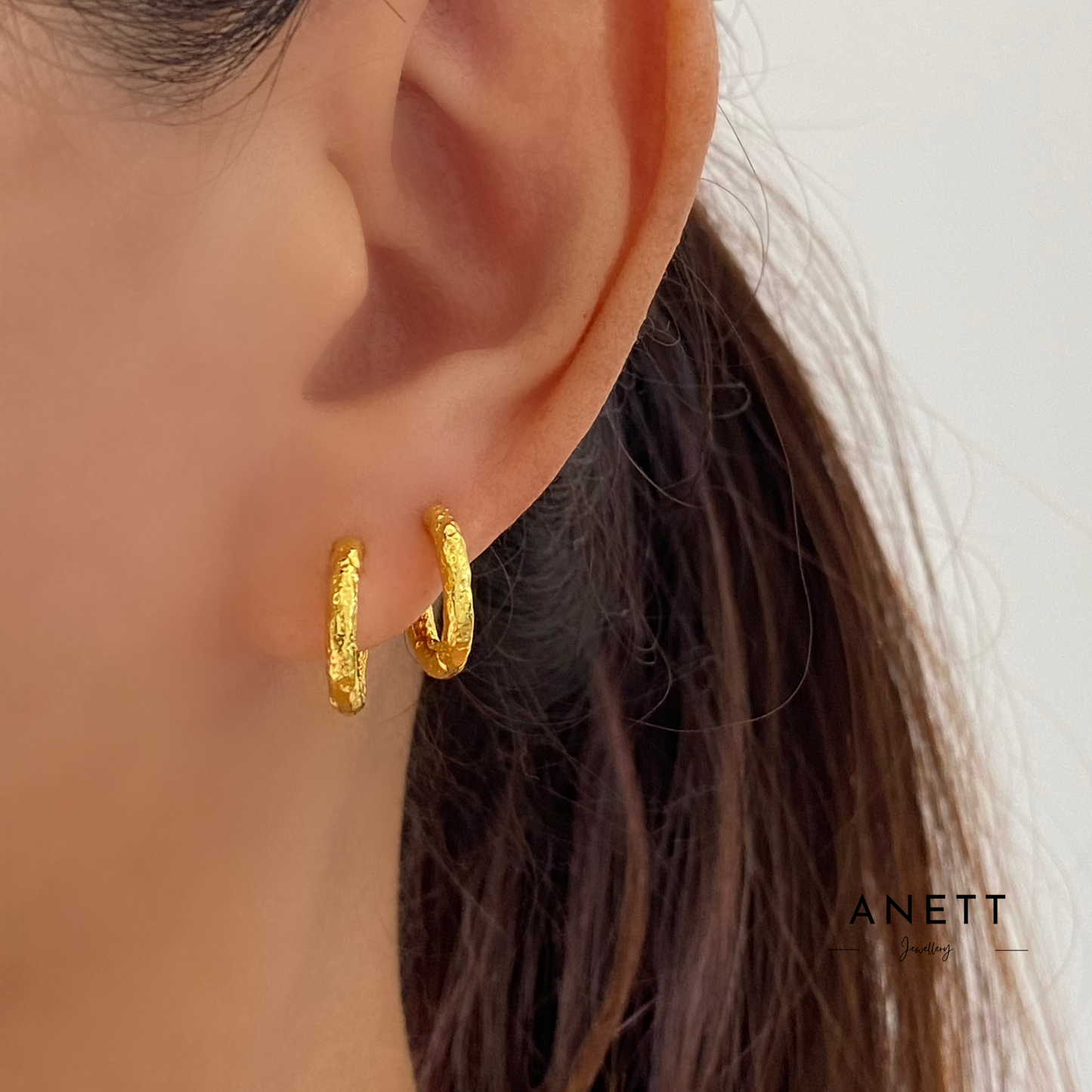 Thin Hammered Hoop Earrings GOLD