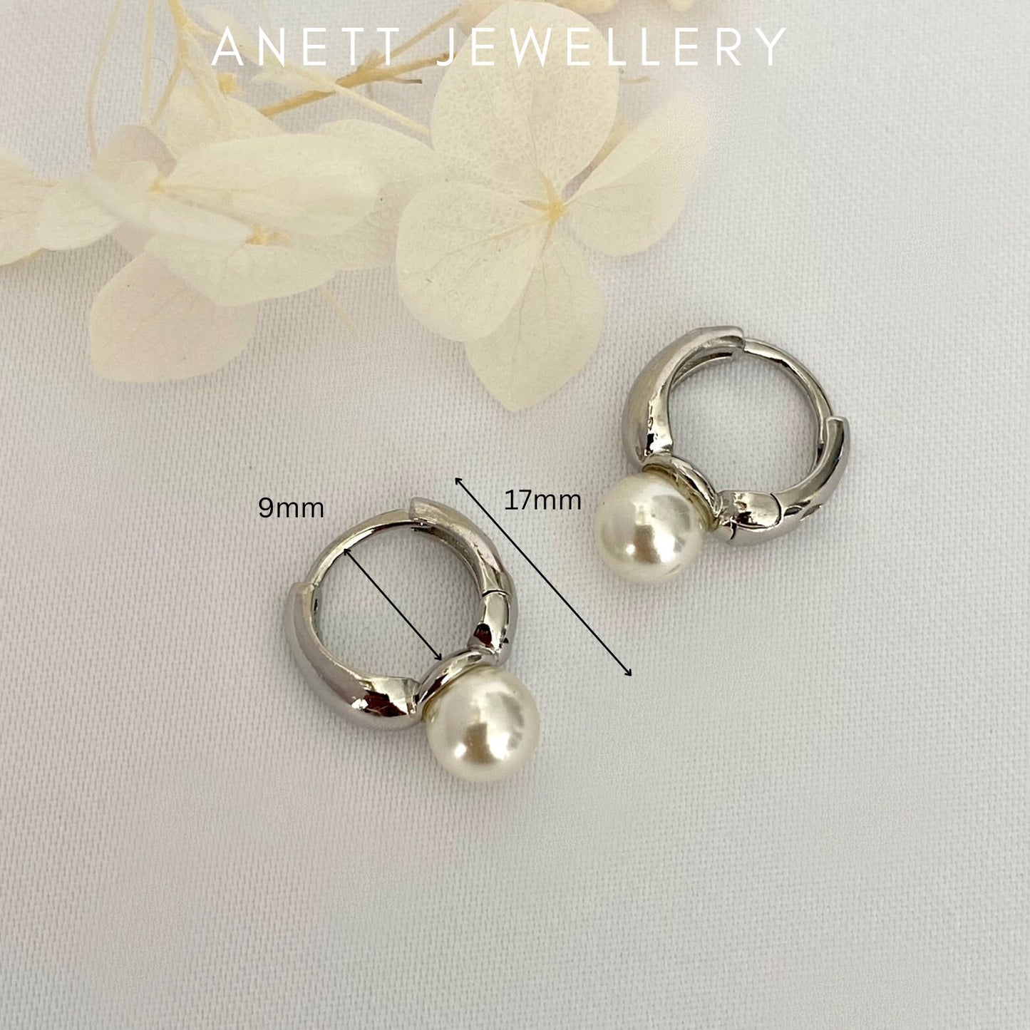 Pearl Stud Earrings Gold and Silver